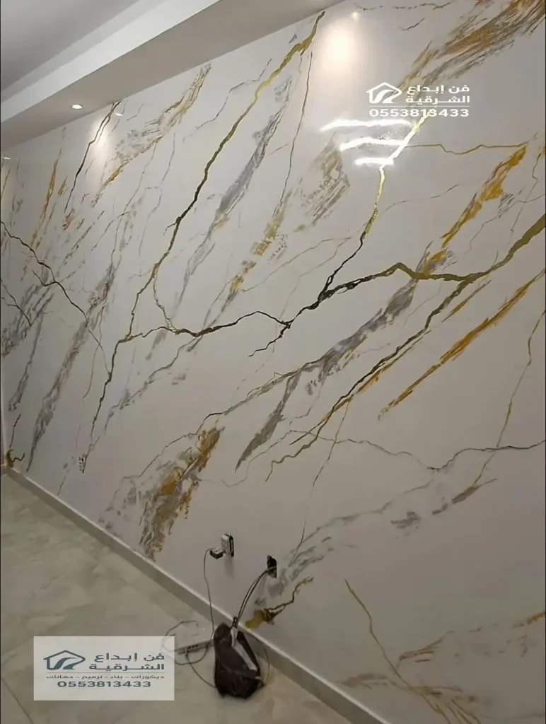 فني بديل الرخام في الخبر