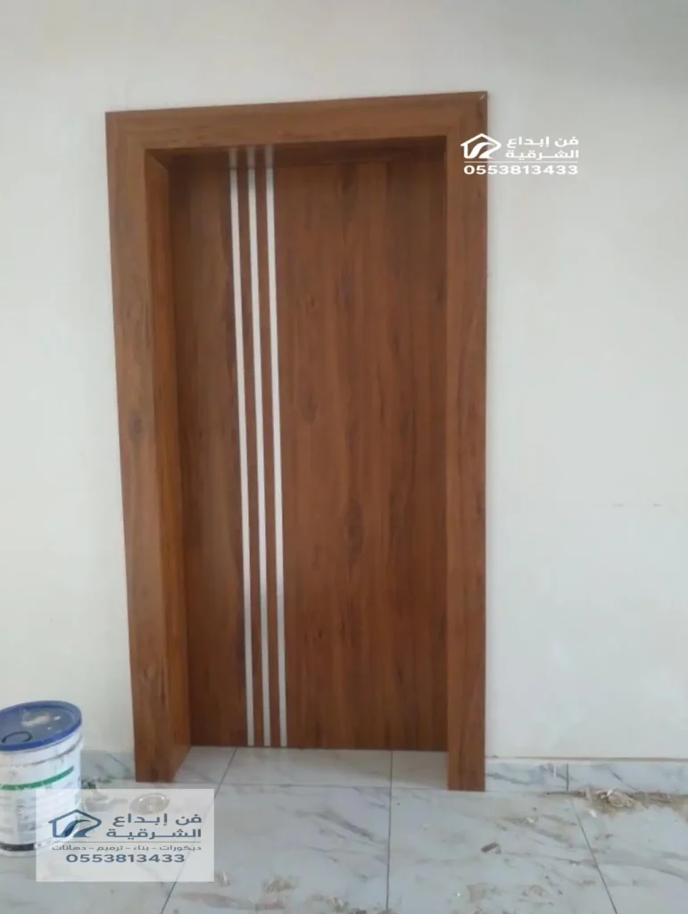 تفصيل ابواب خشب في حي الفاخرية