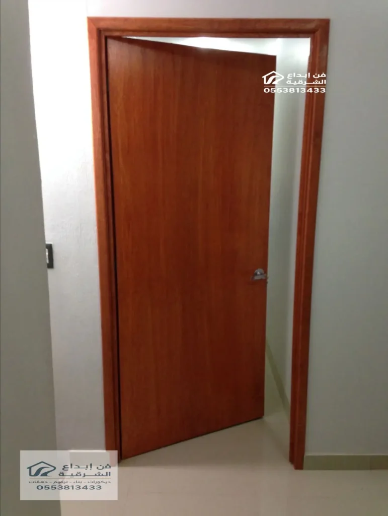 تركيب باب خشب في الدمام