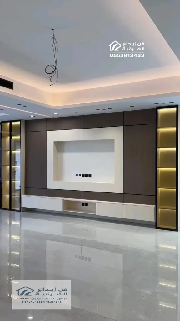 ديكور شاشة تلفاز في حي اجيال الظهران